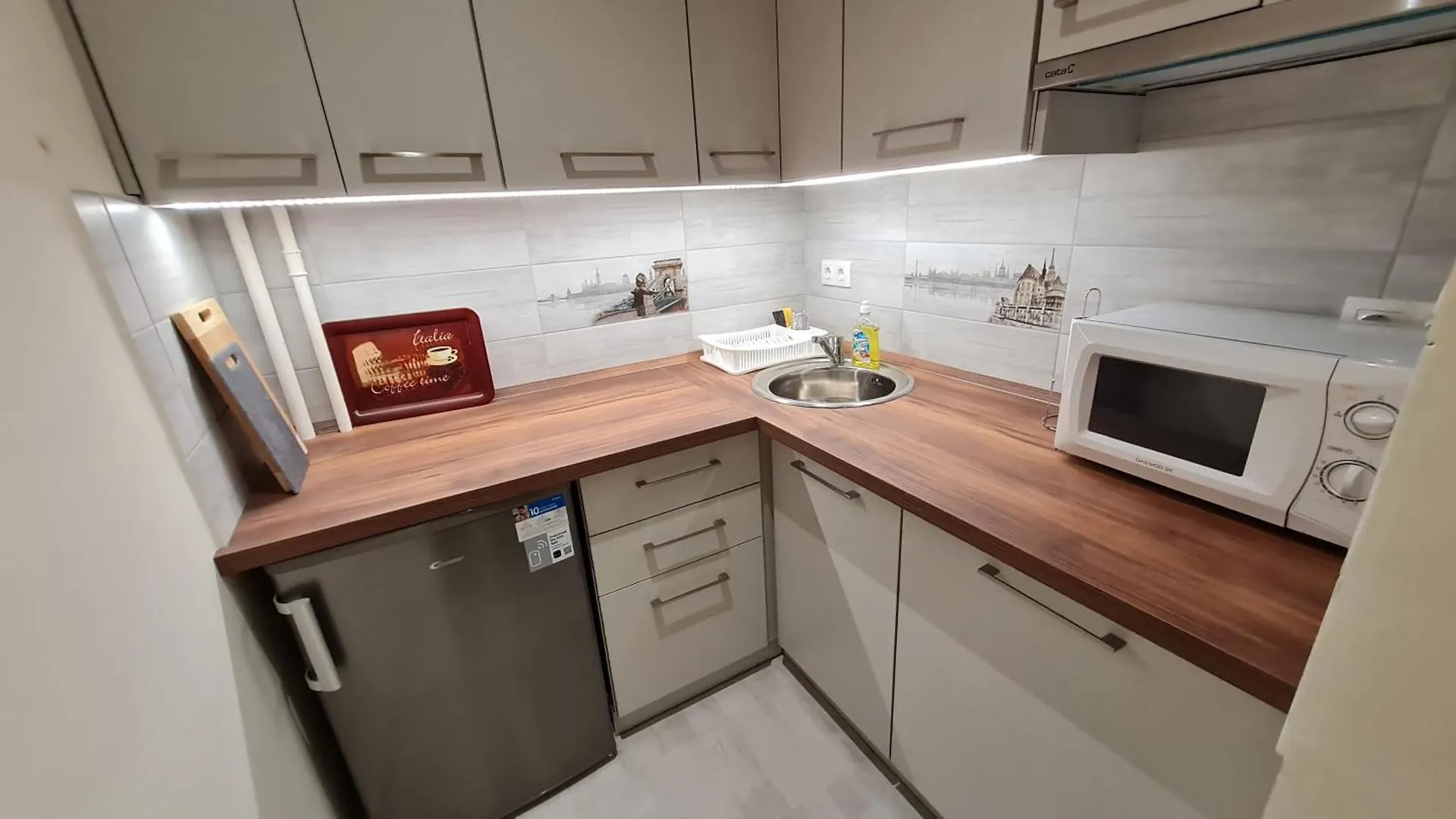 Gyoengyi Apartman Budapest 0*,  Hungary
